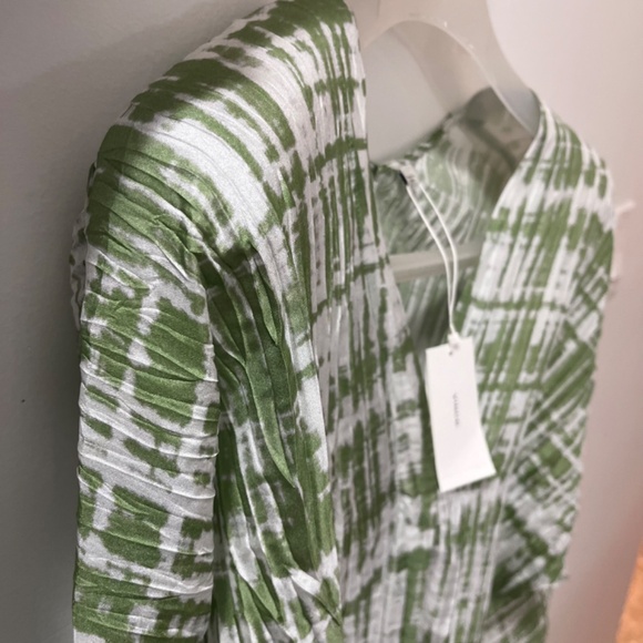 Vince. XS S 💯 Silk Tie-dye Long Dolman Sleeve Blouse Pistachio Top - Picture 5 of 15